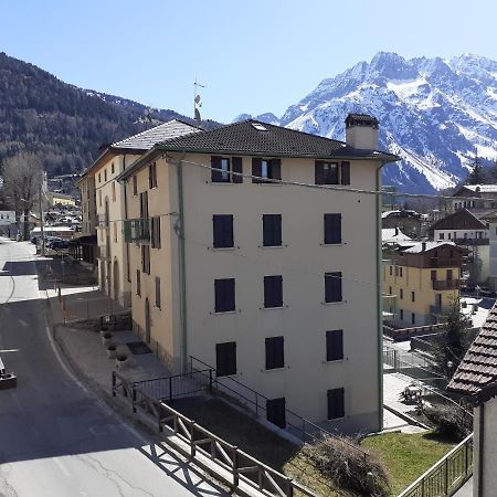 Villa Al Ponte Nuovo à Ponte Di Legno Extérieur photo